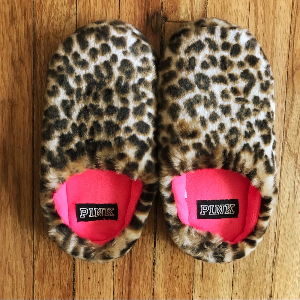 PINK Victoria secret slippers size 7-8